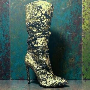 LILIANA Gold Sequin Boots • Size 8 • Women • NWOT